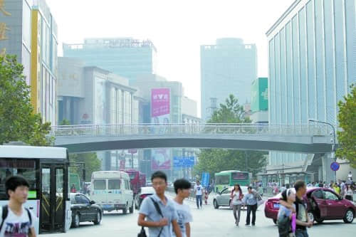 郑州火车站周边3座人行天桥启用 元旦前配扶梯